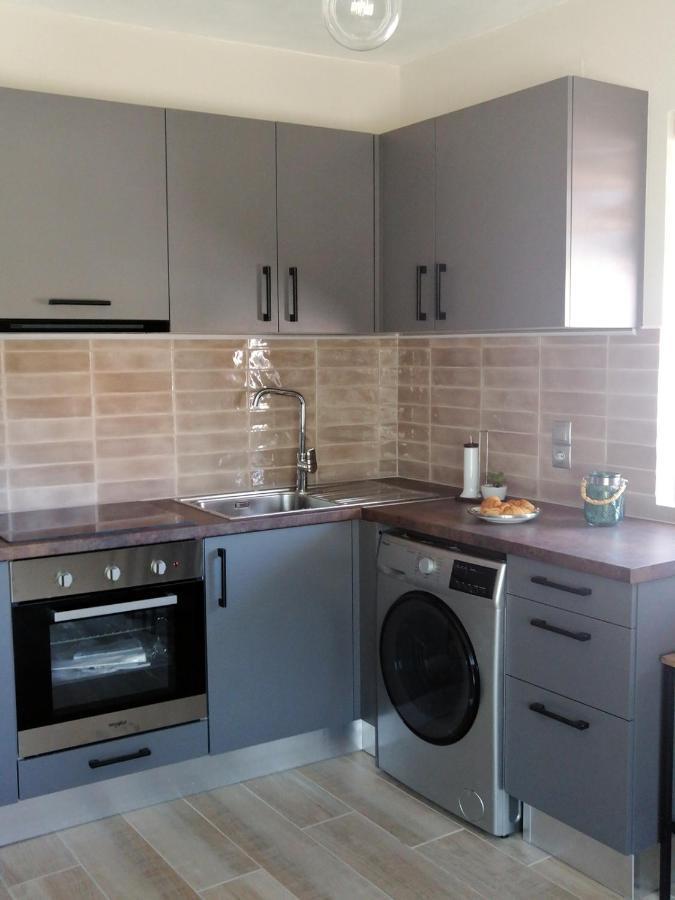 ארגוסטולי Harmony Superior Suite Apartment מראה חיצוני תמונה